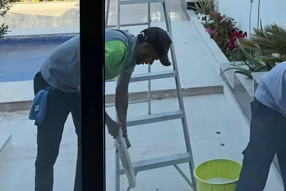 Professional team providing best cleaning services in Dubai
